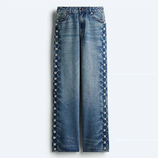 Hilda Weitbein-Jeanshose mit Perlenverzierung