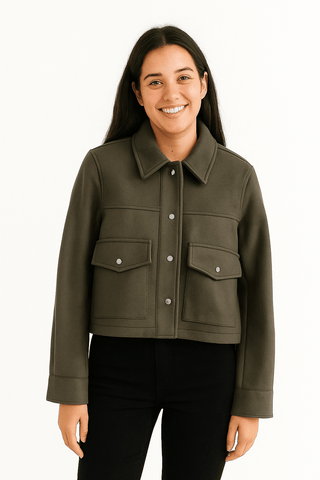 Annika Kurzjacke mit Taschen Knopfverschluss - Leichte Jacken - Armeegrün - Müller Mode