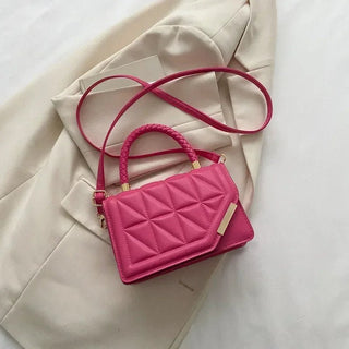 Ayeen - Quadratische Umhängetasche - Geprägte Details - Schultertaschen - Rosa - Müller Mode