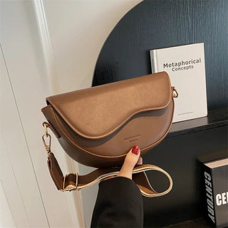 Fiona - Satteltasche aus Leder - Magnetklappe - Schultertaschen - Kaffee - Müller Mode