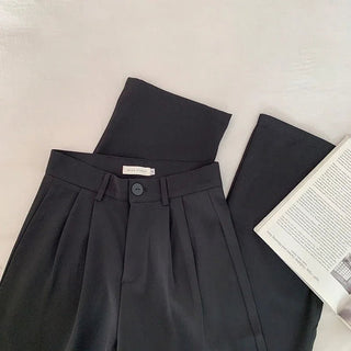 Frida Anzughose mit Bundfalten High Waist - Hosen - Schwarz - Müller Mode