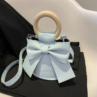 Gretta - Handtasche mit Fliege - Runder Holzgriff - Schultertaschen - Hellblau - Müller Mode