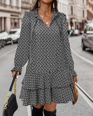 Irina - Langarm Kleid - Mühelose Eleganz - Kleider - Schwarz - Müller Mode