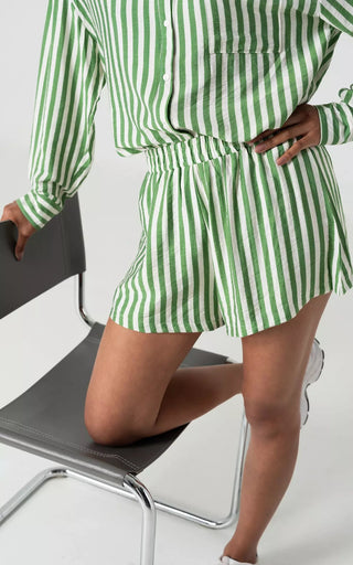 Julieann - Sommershorts - Streifendruck - Shorts - Grün - Müller Mode
