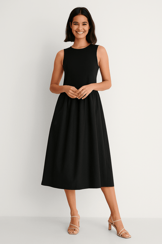 Karin Ärmelloses Kleid mit Ripp - Top und weitem Rock - Kleider - Schwarz - Müller Mode