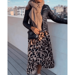 Karin - Kleid mit V - Ausschnitt - Frühlingskleid - Kleider - Braun - Müller Mode