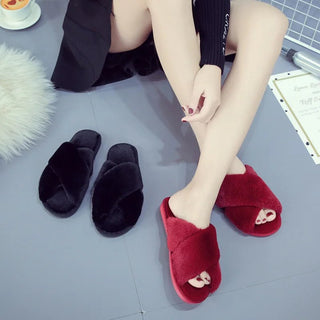 Lizzy - Flauschige Hausschuhe - Criss - Cross Stil - Sandalen & Hausschuhe - Grau - Müller Mode