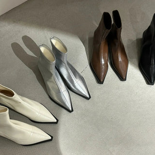 Lucille - Spitz zulaufende Stiefelette - Herbstschuhe - Stiefel - Braun - Müller Mode