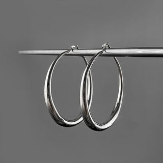 Micara - Bold Loop - Ohrringe - Ohrringe - Silber - Müller Mode
