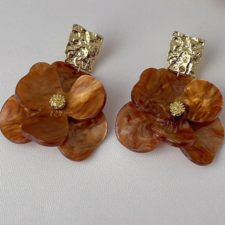 Micara - Cocoa Flower - Ohrringe - Ohrringe - Braun - Müller Mode