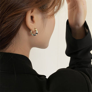 Micara - Dimpled Charms - Ohrringe - Ohrringe - Silber - Müller Mode