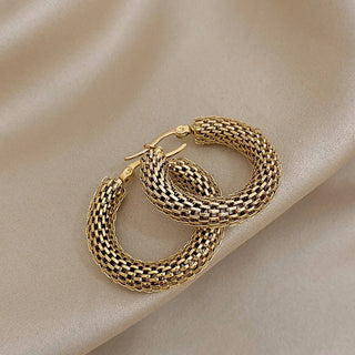 Micara - Ein Geflecht aus Eleganz - Ohrringe - Gold - Müller Mode