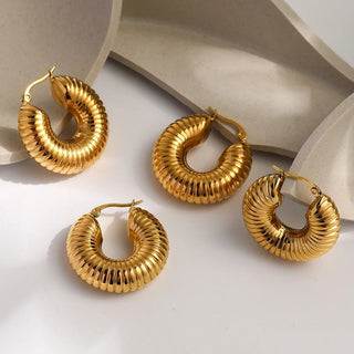 Micara - Helix Hoops - Ohrringe - Ohrringe - Gold - Müller Mode
