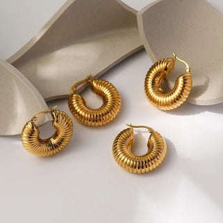 Micara - Helix Hoops - Ohrringe - Ohrringe - Gold - Müller Mode