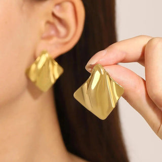 Micara - Metallic Marvels - Ohrringe - Ohrringe - Gold - Müller Mode