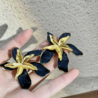 Micara - Midnight Lilies - Ohrringe - Ohrringe - Schwarz/Gold - Müller Mode