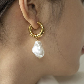 Micara - Pearl Drop - Ohrringe - Ohrringe - Gold - Müller Mode