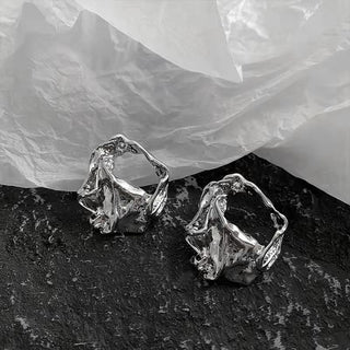 Micara - Scrunchy Elegance - Ohrringe - Ohrringe - Silber - Müller Mode