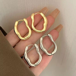 Micara - Wavy Hoops - Ohrringe - Ohrringe - Silber - Müller Mode