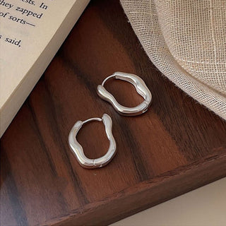 Micara - Wavy Hoops - Ohrringe - Ohrringe - Silber - Müller Mode