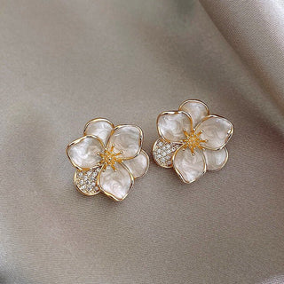 Micara - White Blossoms - Ohrringe - Ohrringe - Weiß - Müller Mode