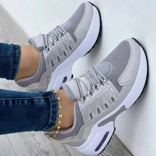 Sille - Bequeme Trainingsschuhe - Wanderschuhe - Sneakers - Grau - Müller Mode