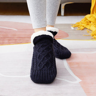 WoolSteps - Bequeme Thermosocken für die ganze Familie - Sandalen & Hausschuhe - Schwarz - Müller Mode