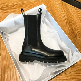 Wylla - Plateau - Chelsea - Stiefel - Gummizug - Detail - Stiefel - Schwarz - Müller Mode