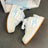 Creme Blau