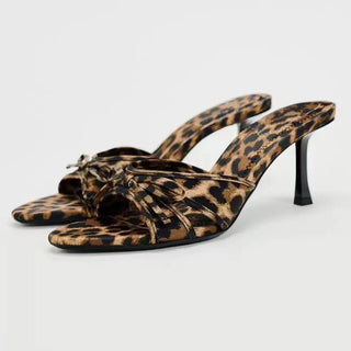 Alena - Sandalen mit Absatz - Schleifen - Detail - Pumps - Schwarz - Müller Mode