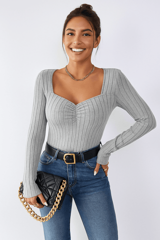 Amina Geripptes Langarm - Top mit eckigem Ausschnitt - Tops - Grau - Müller Mode