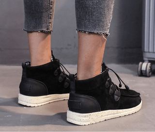 August - Schuhe mit Kordelzug - Stilvolles Samt - Design - Sneakers - Schwarz - Müller Mode