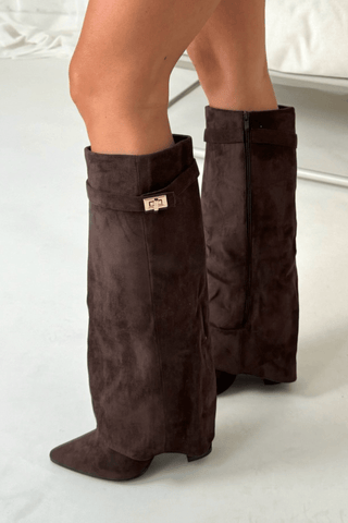 Britta Stiefel mit weitem Schaft und Absatz - Stiefel - Braun - Müller Mode