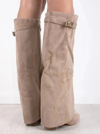Britta Stiefel mit weitem Schaft und Absatz - Stiefel - Schwarz - Müller Mode