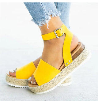 Elin - Plateau - Flip - Flops - Sandalen - Sandalen & Hausschuhe - Gelb - Müller Mode