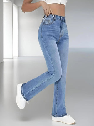 Fiona Bootcut - Jeans mit hoher Taille - Jeans - Hellblau - Müller Mode