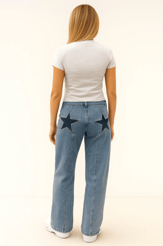 Ines Jeanshose mit Sternen - Applikation - Jeans - Hellblauer schwarzer Stern - Müller Mode