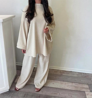 Ingrid - Set aus Pullover und Hose in Übergröße - Gerippter Stil - Sets - Weiß - Müller Mode