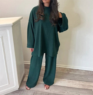 Ingrid - Set aus Pullover und Hose in Übergröße - Gerippter Stil - Sets - Grün - Müller Mode