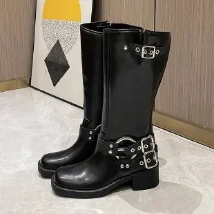 Kassandra - Kniehohe Retro - Stiefel - Gürtelschnalle Design - Stiefel - Schwarz kurz - Müller Mode