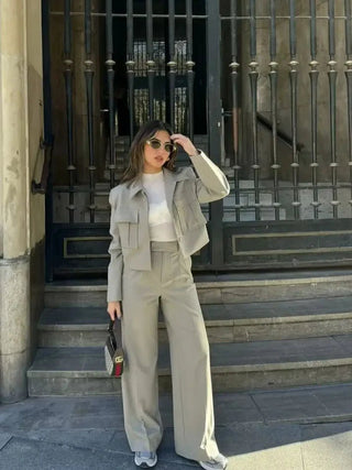 Kehlani - Gekürzte Jacke & Hose - Elegantes Freizeit - Set - Sets - Graue Jacke - Müller Mode