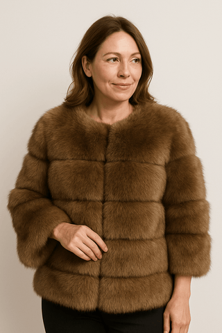 Kirsten Kunstfelljacke Flauschig Kurz - Jacken - Kaffee - Müller Mode