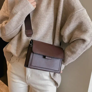 Krystal - Leder Umhängetasche - Klappe und Dicker Riemen - Schultertaschen - Dunkelbraun - Müller Mode