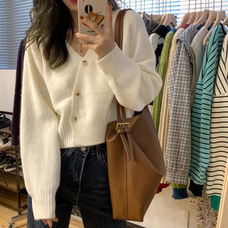 Livvy - Asymmetrische Strickjacke - Gekürzte Passform - Strickwaren - Beige - Müller Mode