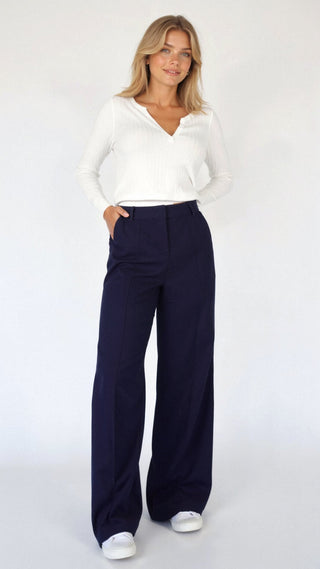 Mathilda Hose mit Weitem Bein - Stoffhosen - Braun - Müller Mode