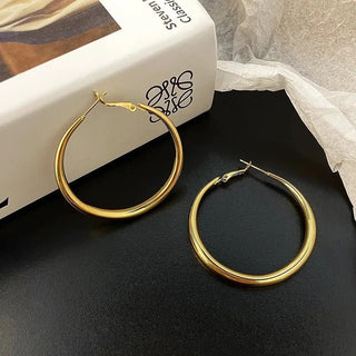 Micara - Bold Loop - Ohrringe - Ohrringe - Gold - Müller Mode