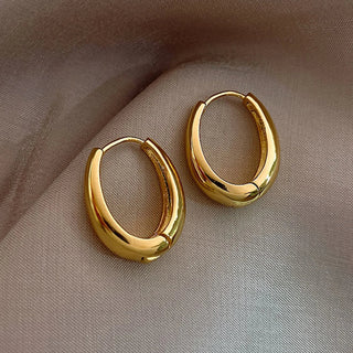 Micara - Bolt Hoops - Ohrringe - Ohrringe - Silber - Müller Mode
