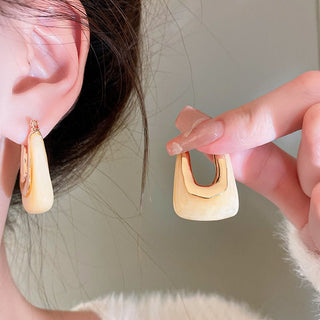 Micara - Dreamy Hoops - Ohrringe - Ohrringe - Milchig Weiß - Müller Mode