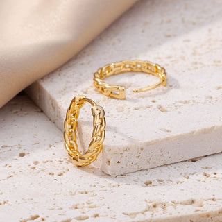 Micara - Glam Hoops - Ohrringe - Ohrringe - Geflochtener Kreis - Müller Mode
