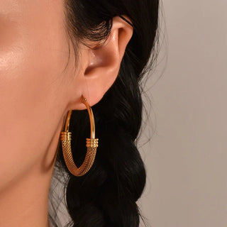Micara - Golden Threads - Ohrringe - Ohrringe - Gold - Müller Mode